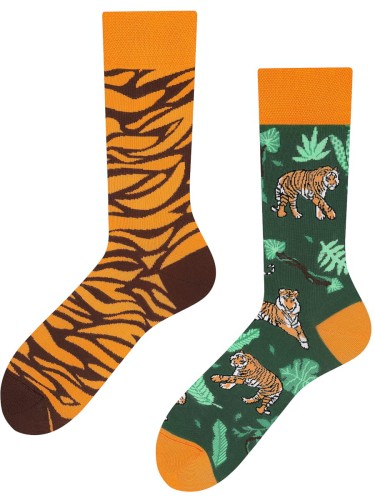 Tiger_in_the_Jungle_a.jpg